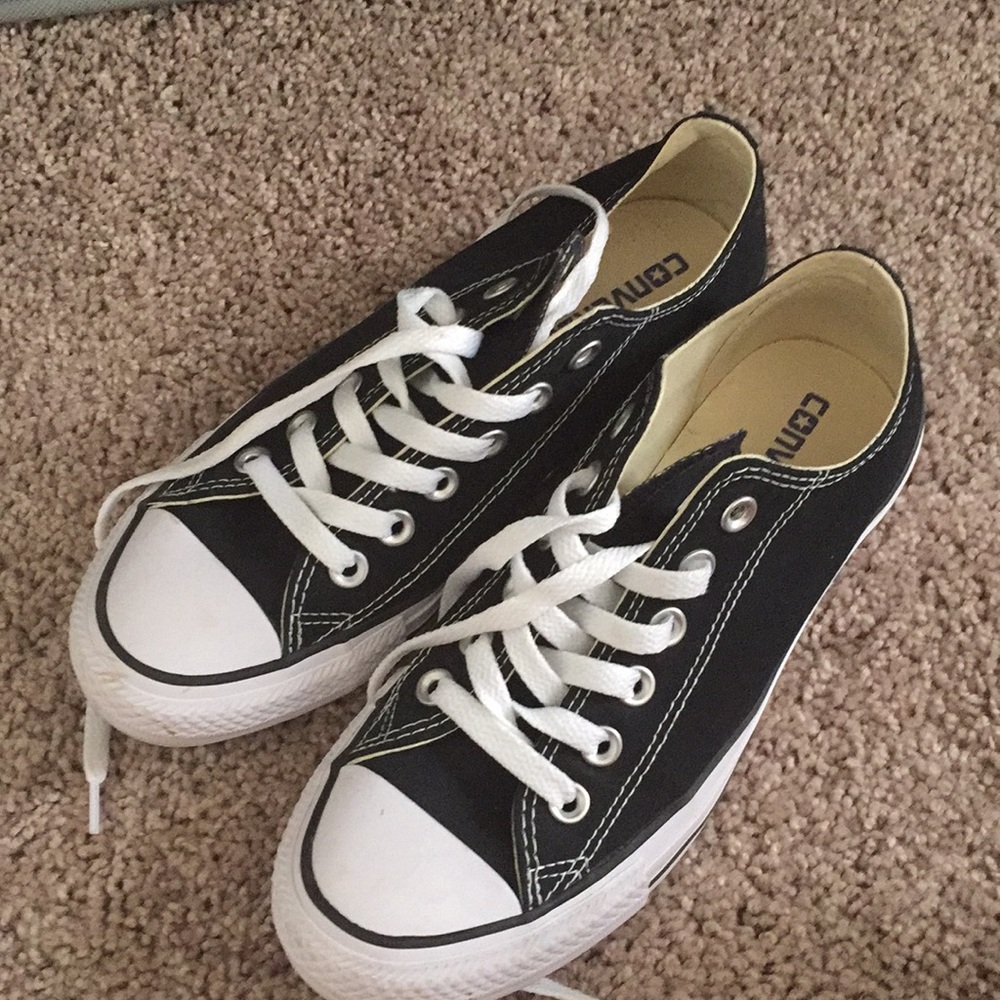 Black converse size 6.5 (fits like 7.5)